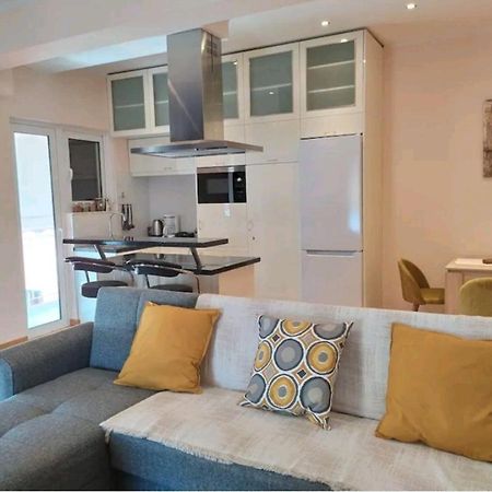 Stylish -Modern Apartment Heart Of Marousi Athen Exterior foto