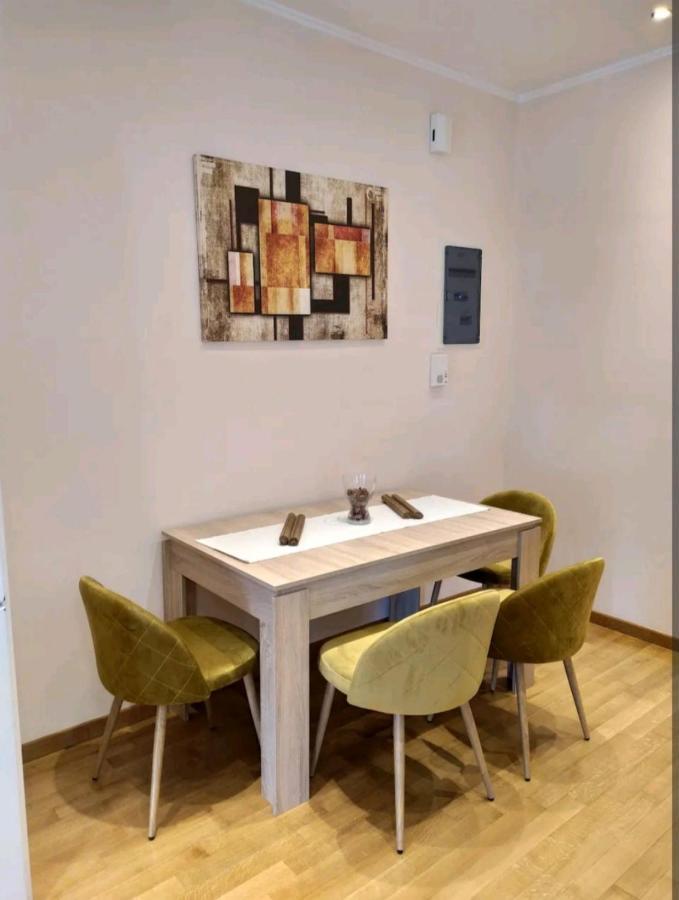 Stylish -Modern Apartment Heart Of Marousi Athen Exterior foto